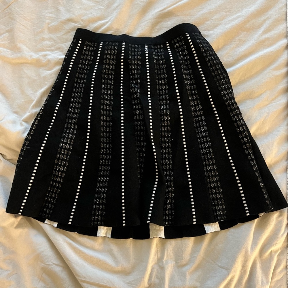 Black and White Knit Skirt